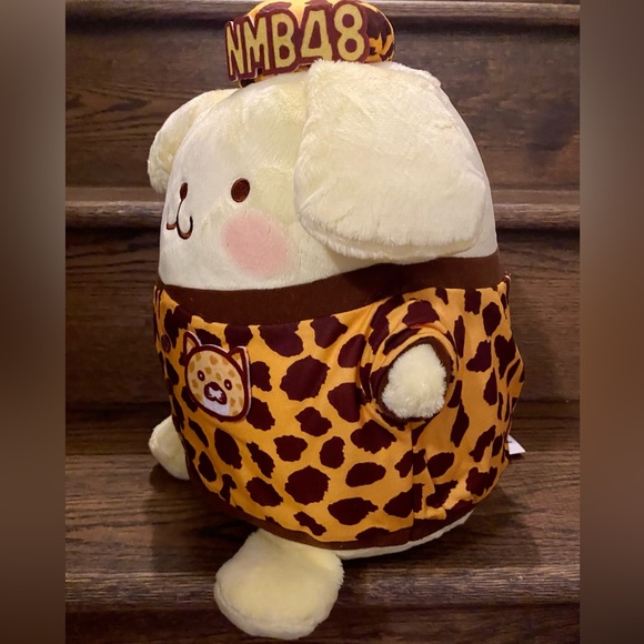 NMB48 x Pompompurin Collaboration big plush - Picture 2 of 4